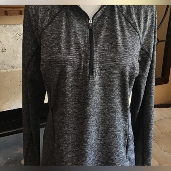 Tek Gear 3/4 zipper athletic top - Picture 9 of 9